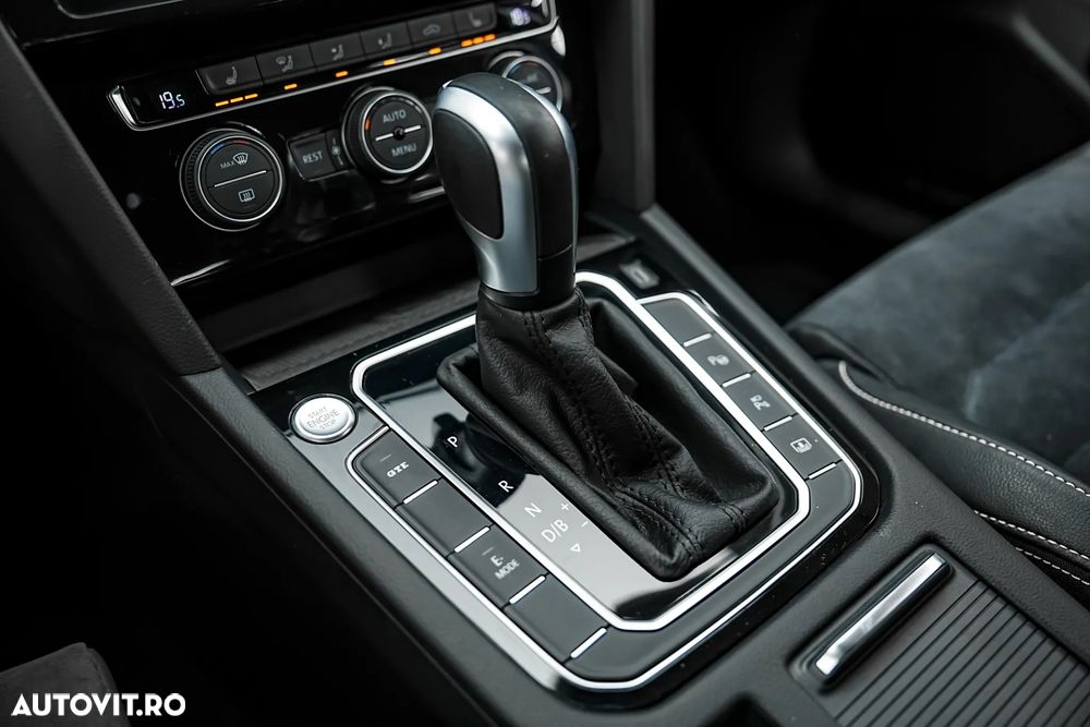 Volkswagen Passat 1.4 TSI DSG GTE - 35