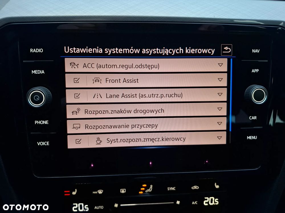 Volkswagen Passat 1.5 TSI EVO Business - 26