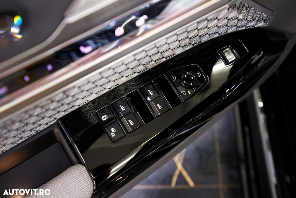 BMW M7 M760e xDrive AT PHEV - 40
