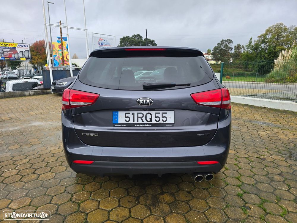 Kia Ceed SW 1.6 CRDi GT Line 7DCT - 6
