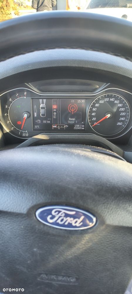 Ford Galaxy - 1