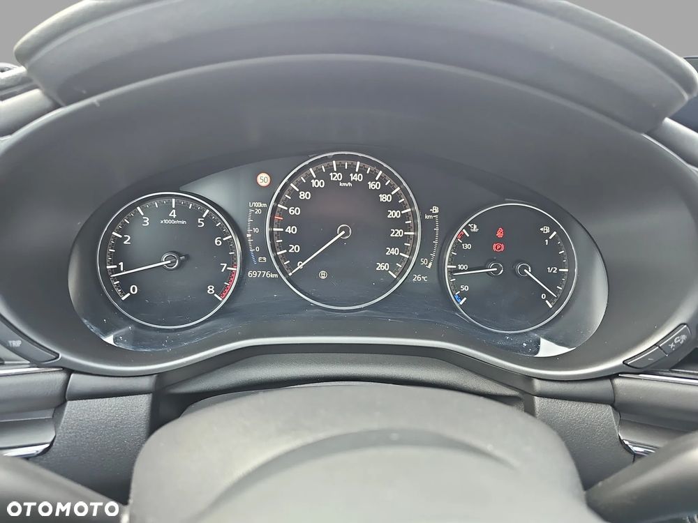 Mazda 3 2.0 mHEV Hikari - 17