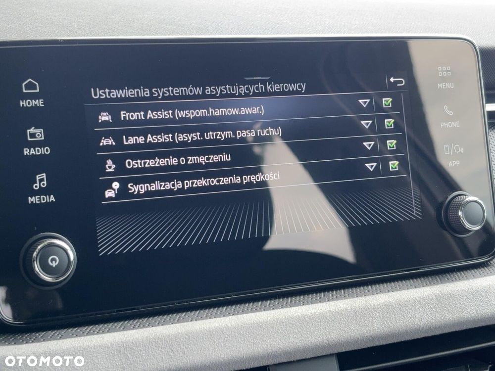 Skoda Scala 1.0 TSI Selection - 34