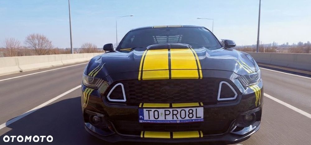 Ford Mustang - 3