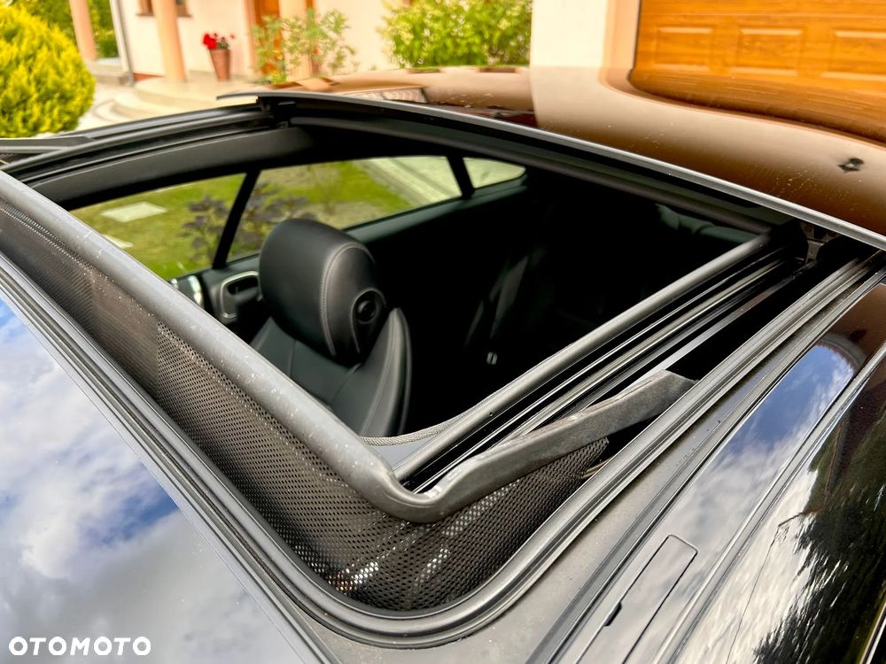 Mercedes-Benz Klasa E AMG 53 4Matic AMG Speedshift 9G-TRONIC - 24