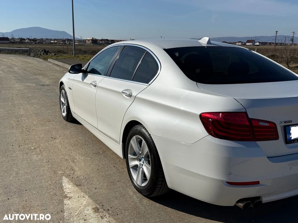 BMW 5 Series 2016 — imagine 27