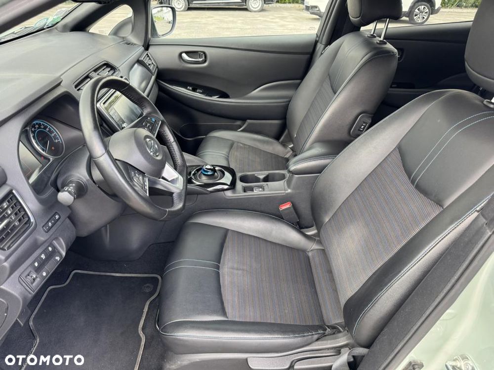 Nissan Leaf 40 kWh 2.ZERO Edition - 8