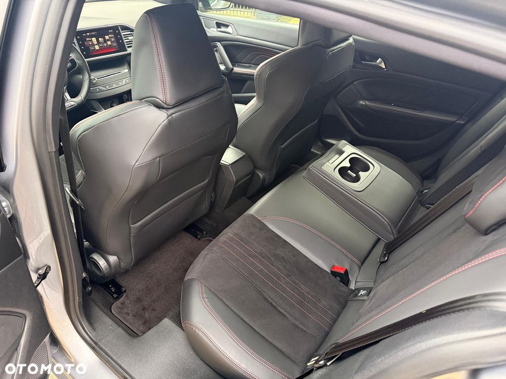 Peugeot 308 GTi by Sport - 17