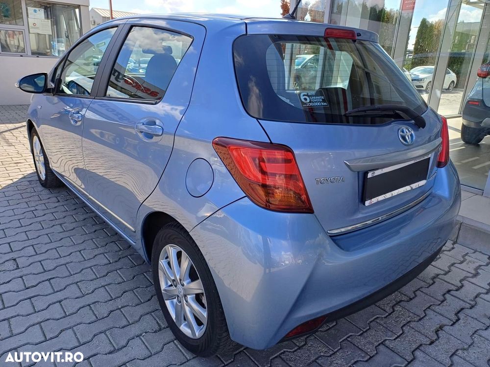 Toyota Yaris 1.5 VVT-i HSD Luna - 9