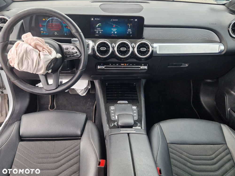 Mercedes-Benz GLB 200 Progressive 7G-DCT - 10