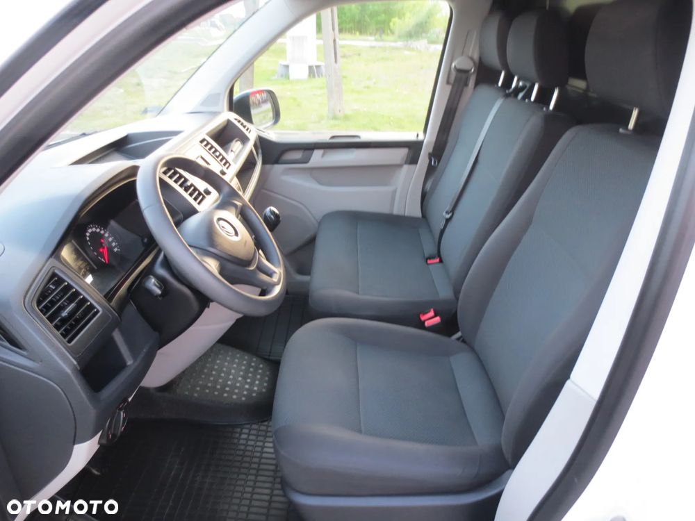 Volkswagen TRANSPORTER T6 ORYGINAŁ NISKI PRZEBIEG SALON PL.  VAT 23% - 12
