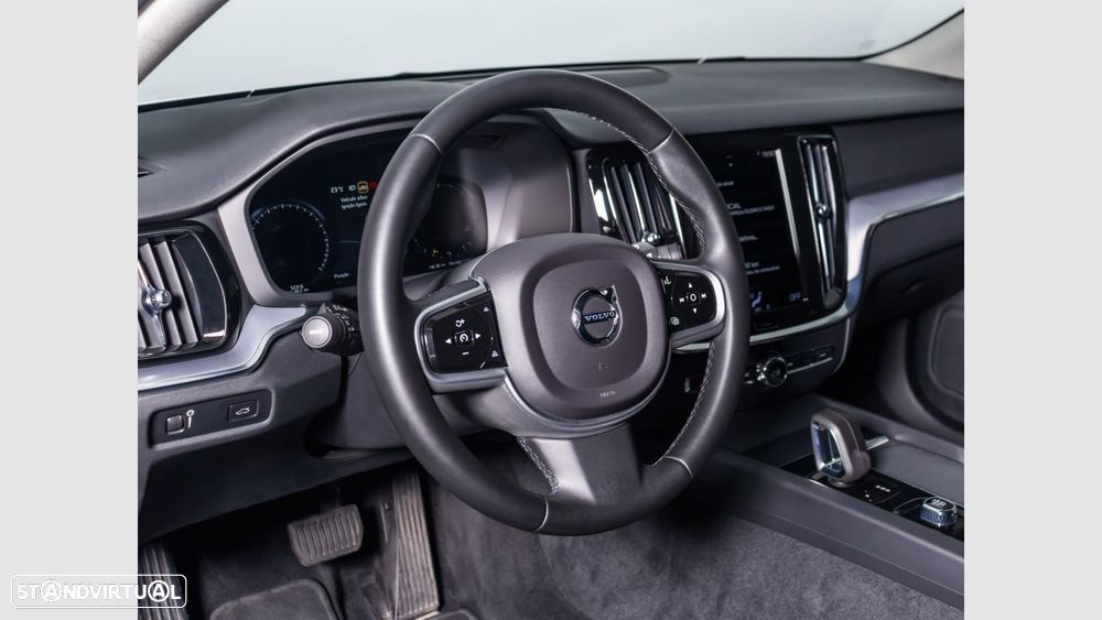Volvo V60 2.0 B4 Geartronic — fotografia 10