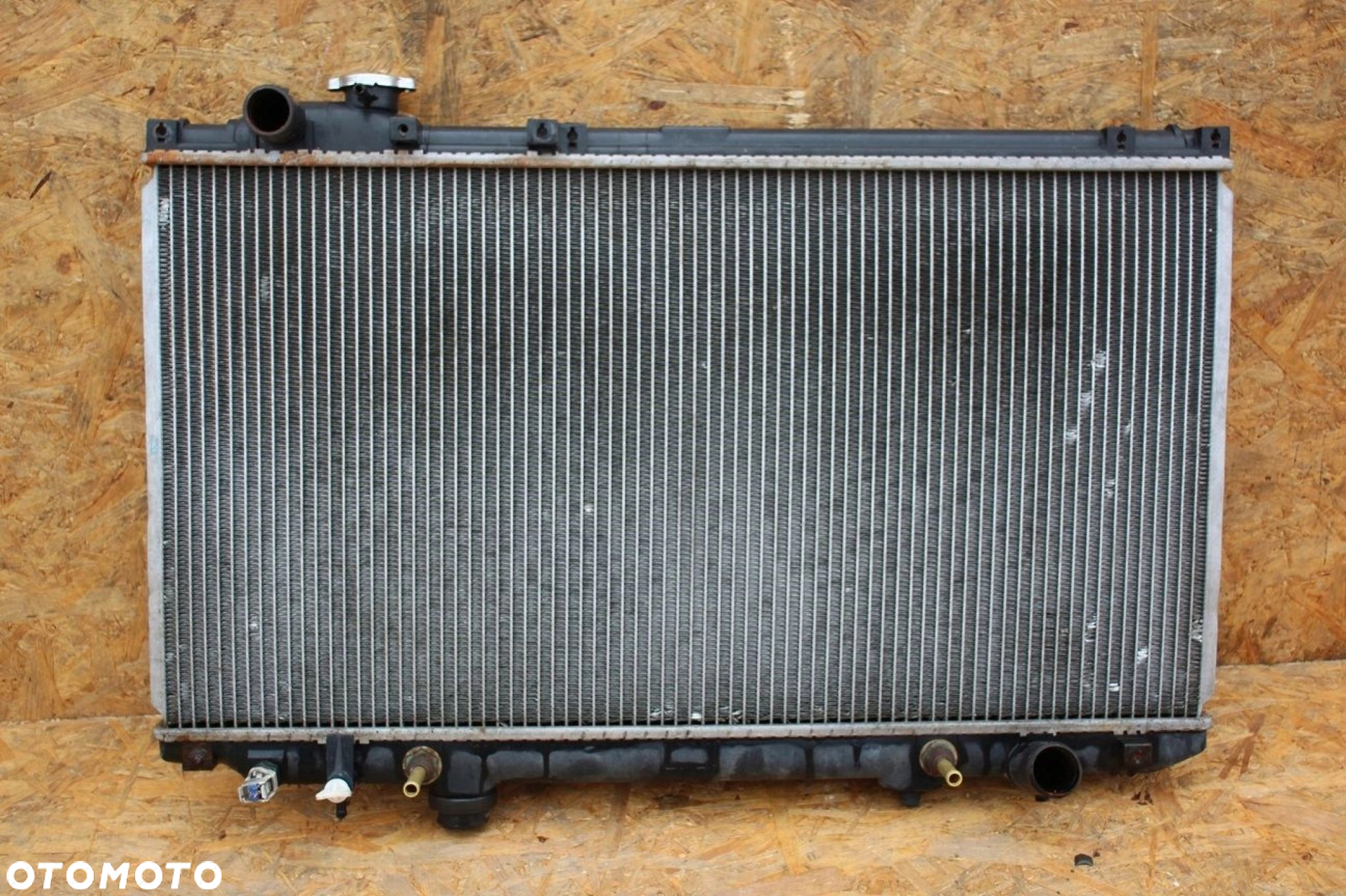 Chłodnica wody LEXUS GS II mk2 GS300 GS430 2JZ 3UZ - 3