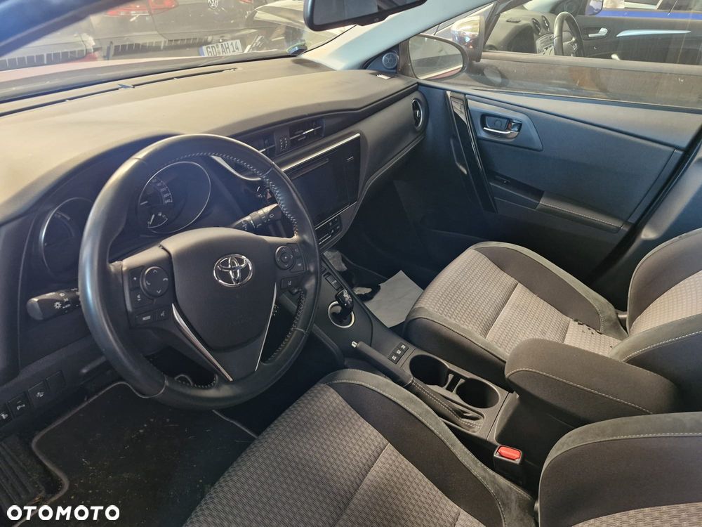 Toyota Auris 1.8 HSD Luna - 4