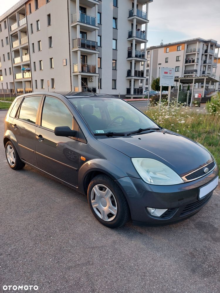 Ford Fiesta 1.4 Ghia - 7