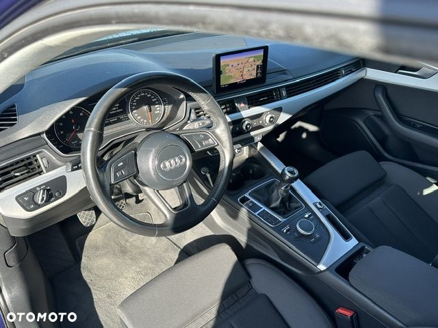 Audi A4 Avant 2.0 TFSI ultra Design - 19