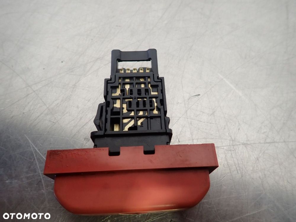 PRZEŁĄCZNIK ŚWIATEŁ AWARYJNYCH NISSAN X-TRAIL - 3