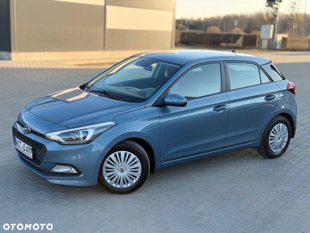 Hyundai i20 1.4 Comfort EU5 - 7