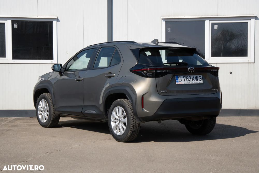 Toyota Yaris Cross 1.5 VVT-i HSD 4x2 Active - 3