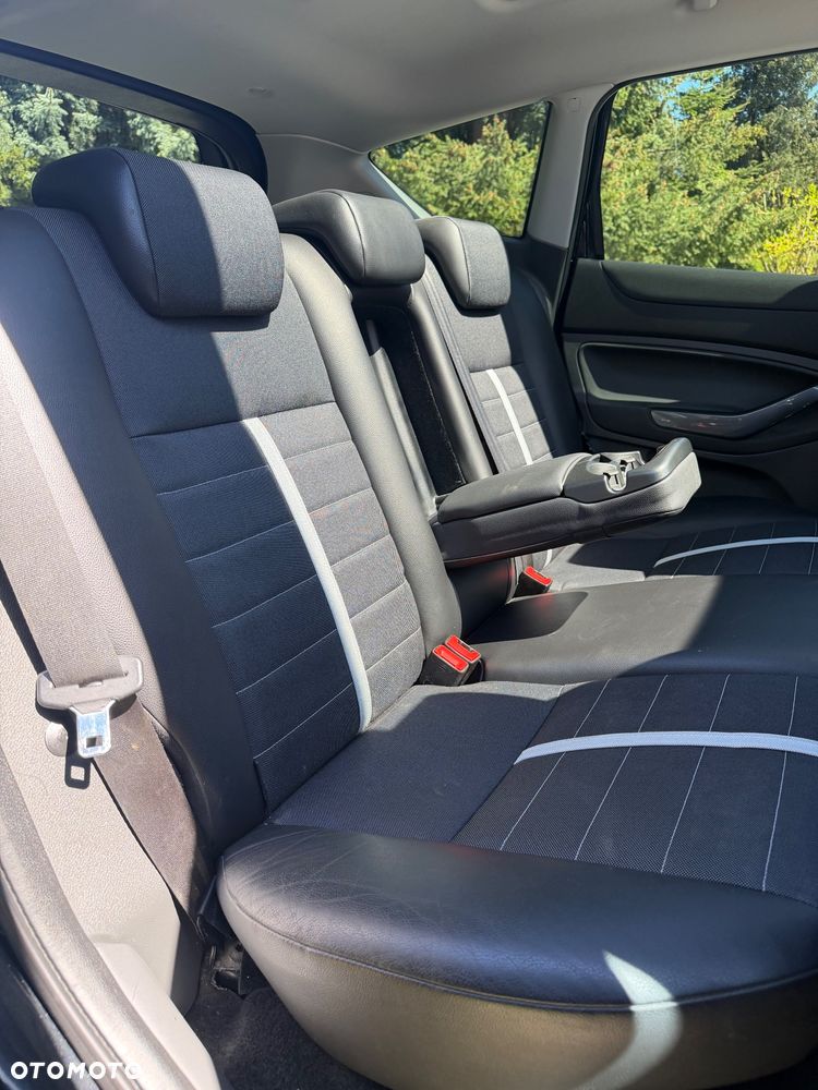 Ford Kuga 2.0 TDCi 4x4 Titanium - 23