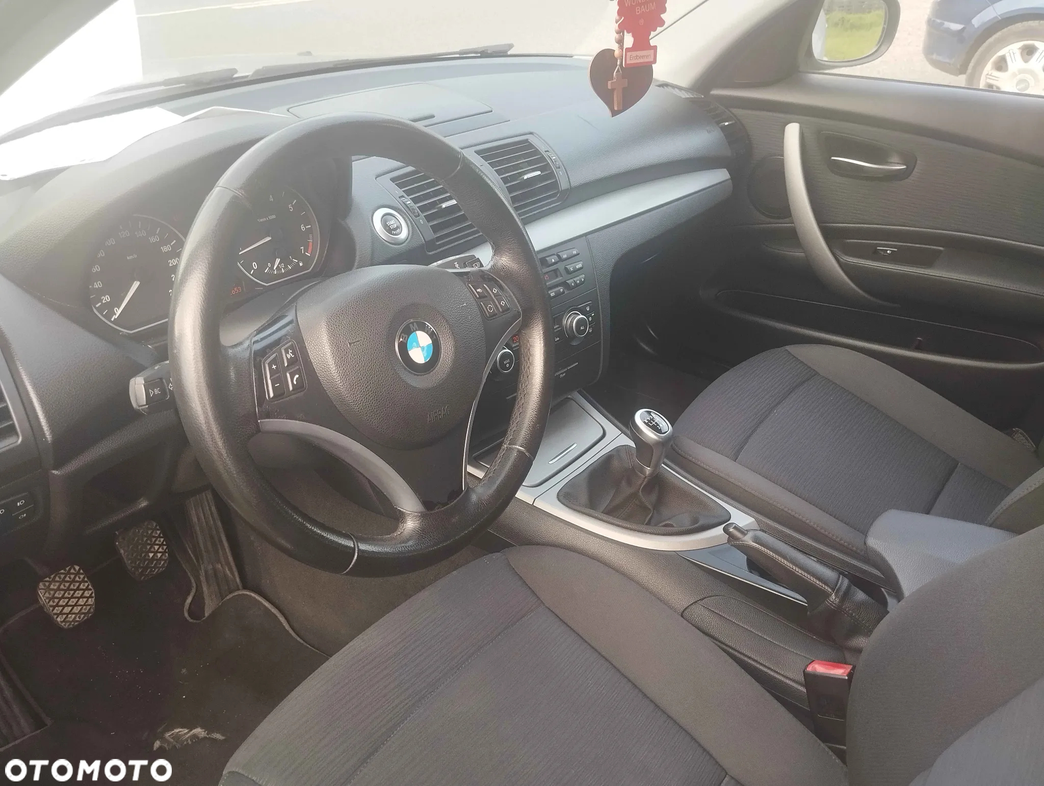 BMW Seria 1 118i - 14