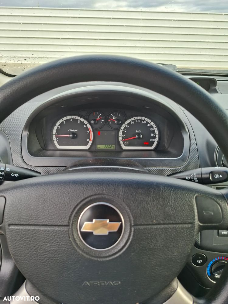 Chevrolet Aveo 1.2i BASE 52 - 7