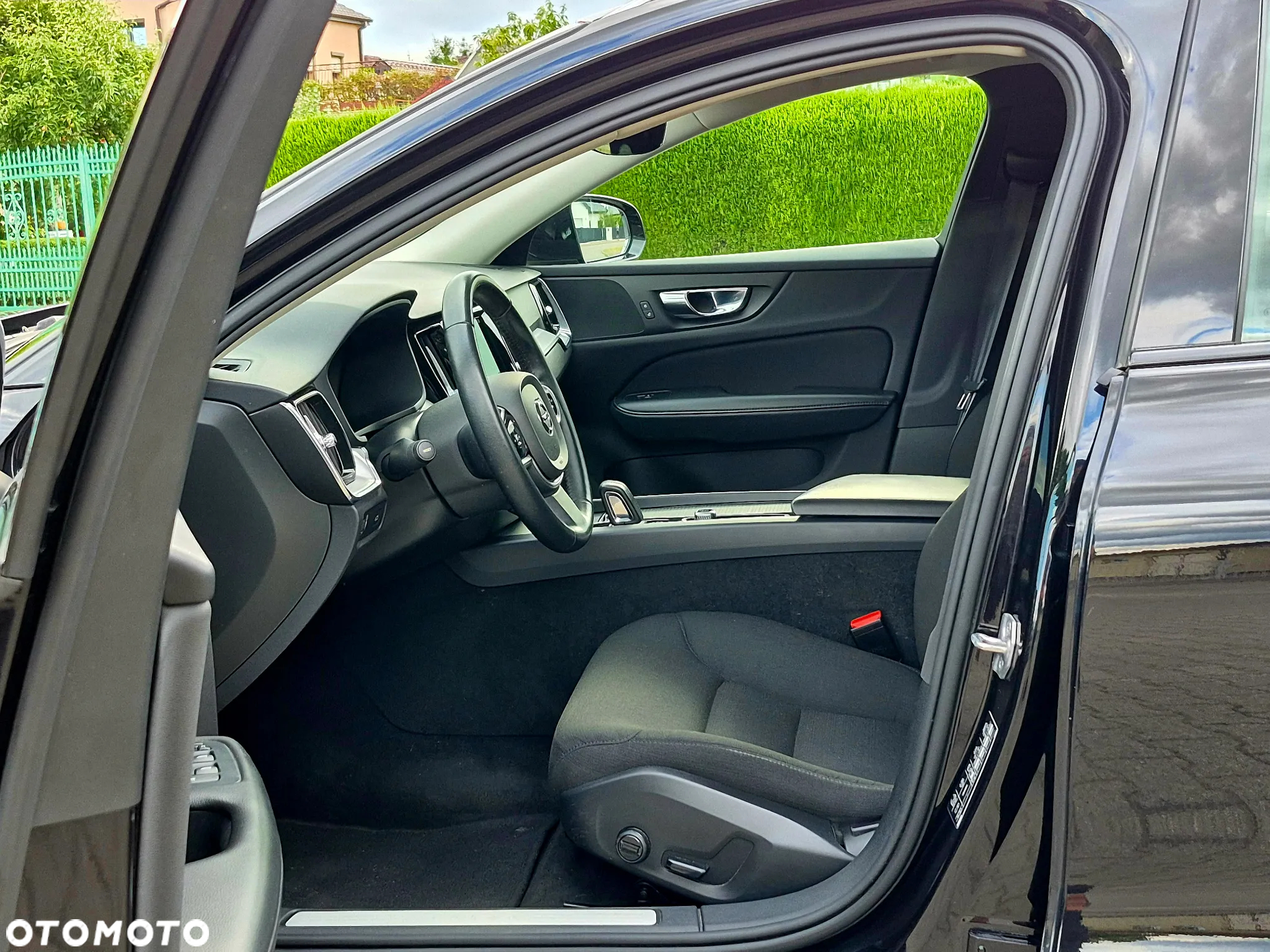 Volvo V60 Cross Country Plus B5 B AWD - 11