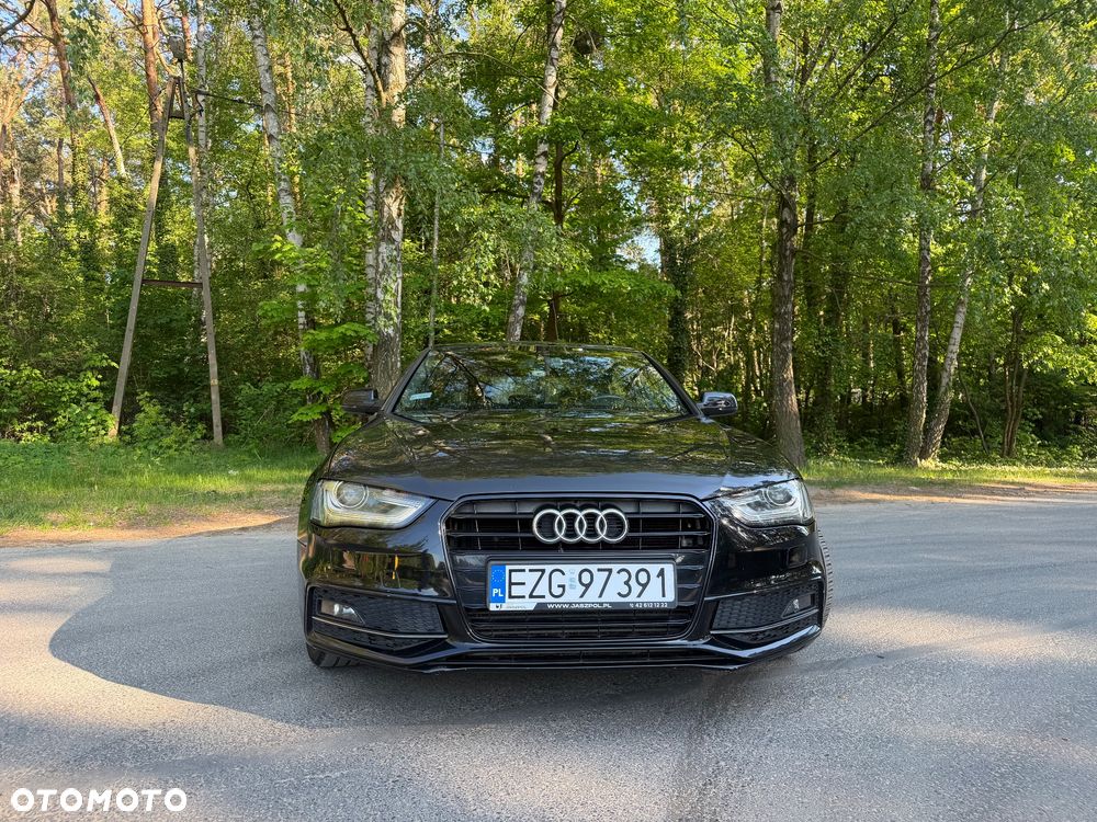 Audi A4 Limousine - 3