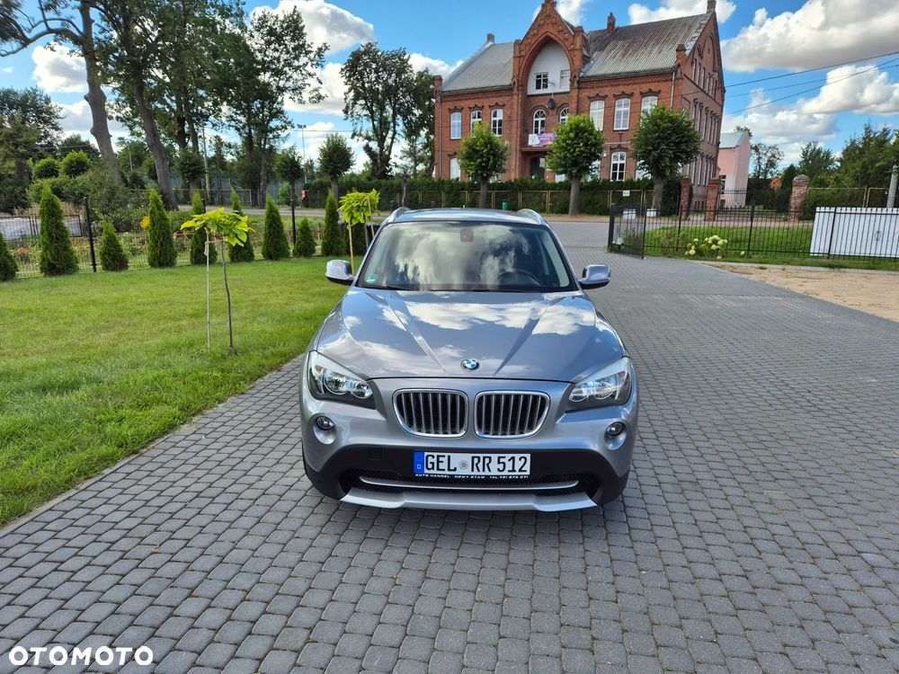 BMW X1 xDrive18d - 10