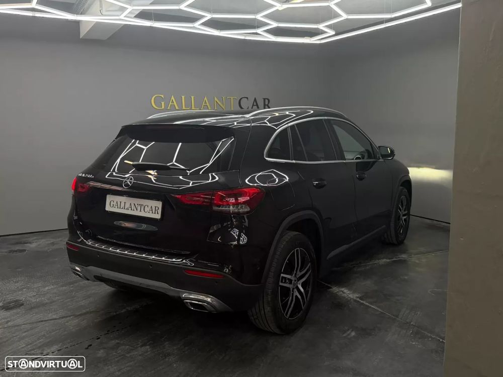 Mercedes-Benz GLA 250 e 8G-DCT - 22