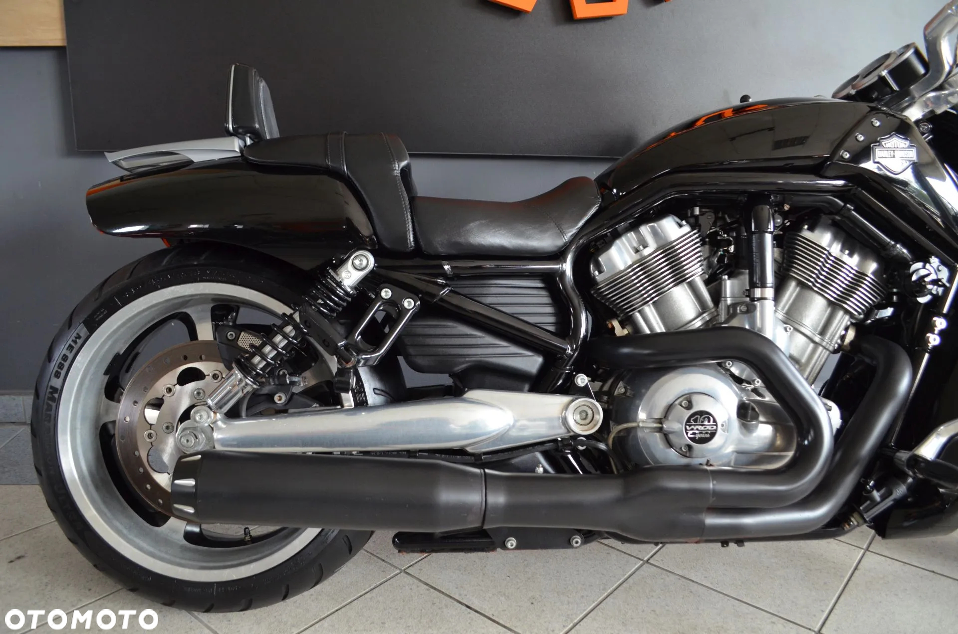 Harley-Davidson V-Rod Muscle - 6