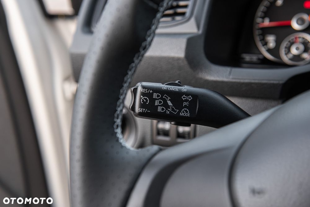 Volkswagen CADDY - 14