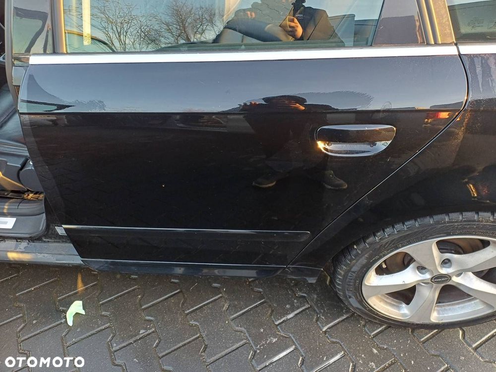 DRZWI KOMPLETNE LEWY TYŁ AUDI A4 B7 SEDAN LY9B - 2