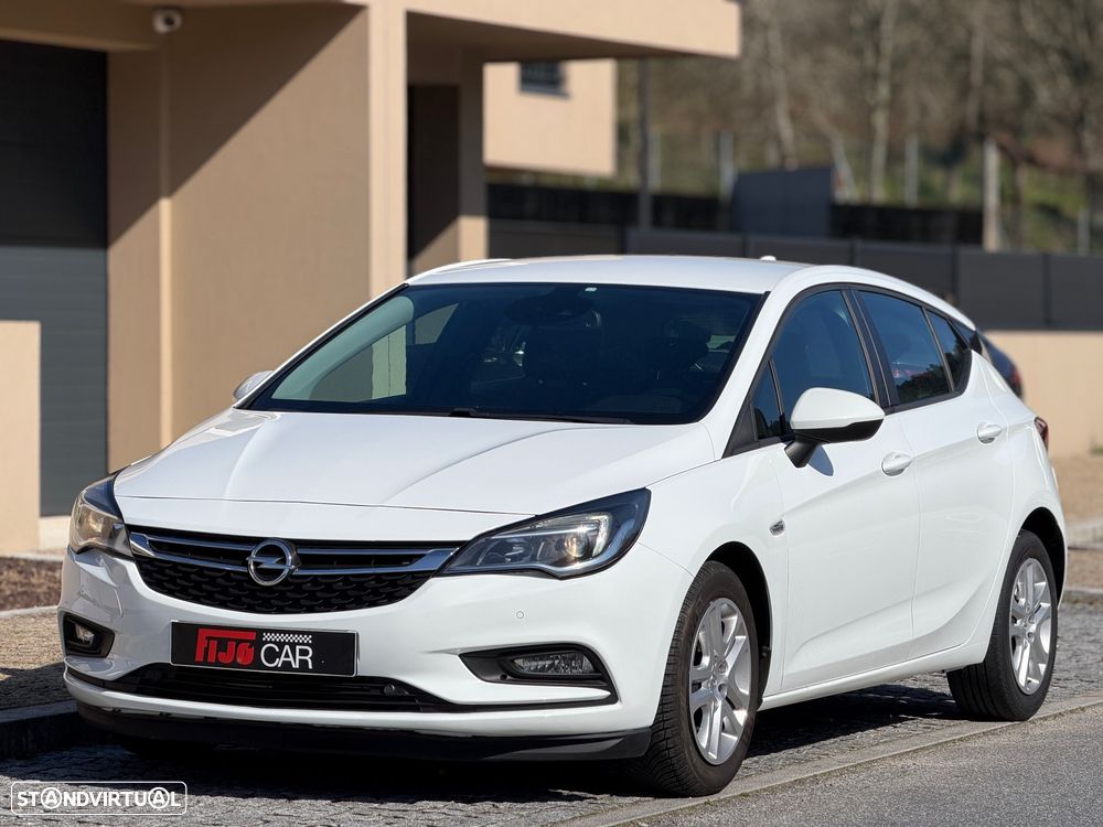 Opel Astra 1.6 D (CDTI) Dynamic - 3