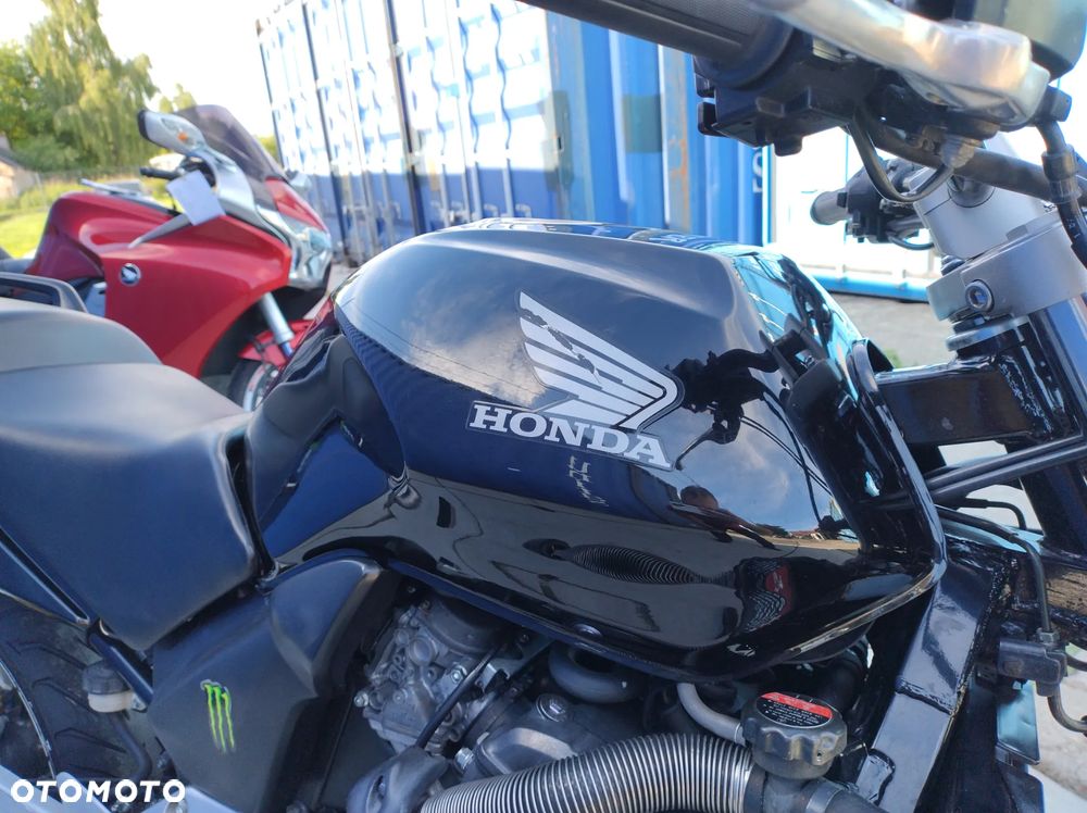 Honda CBF - 11