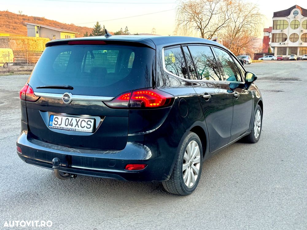 Opel Zafira 2.0 CDTI ECOTEC Cosmo - 9