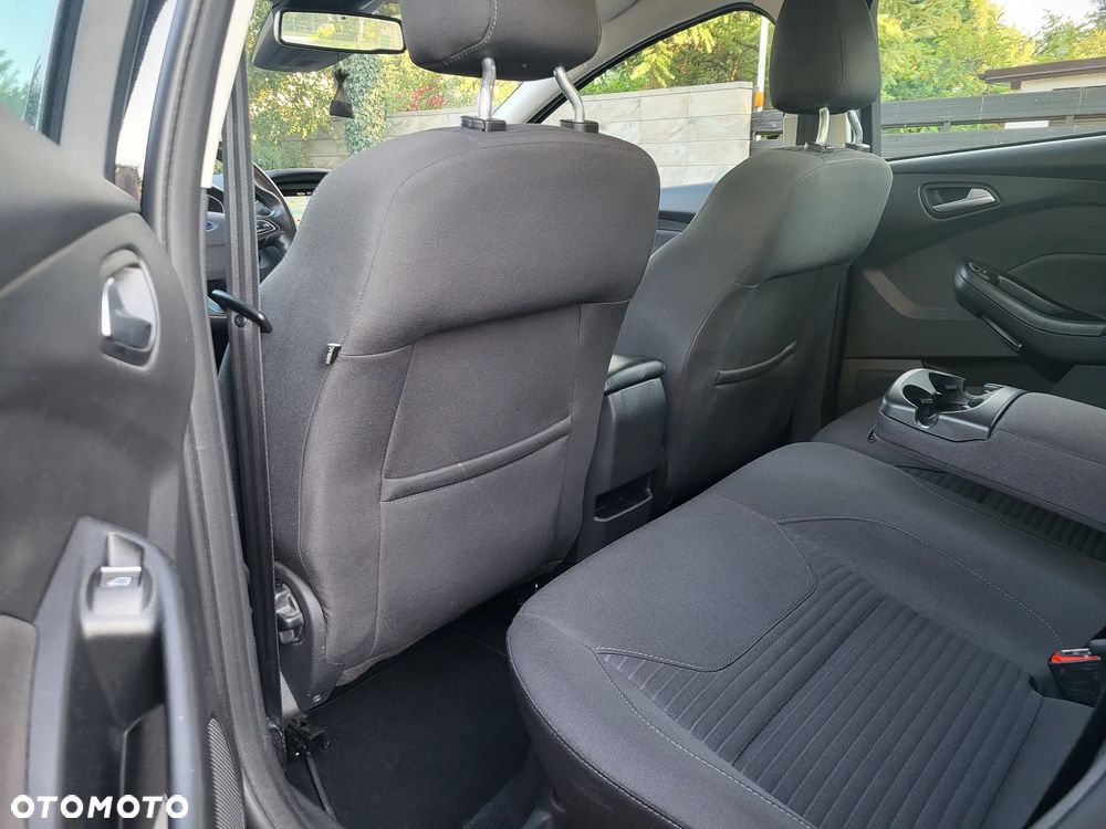 Ford Focus 1.0 EcoBoost Titanium - 10