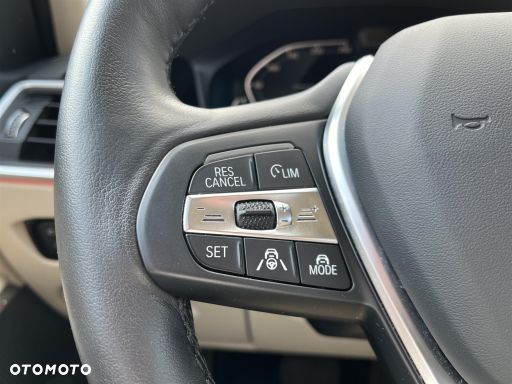 BMW Seria 3 330e Sport Line sport - 27