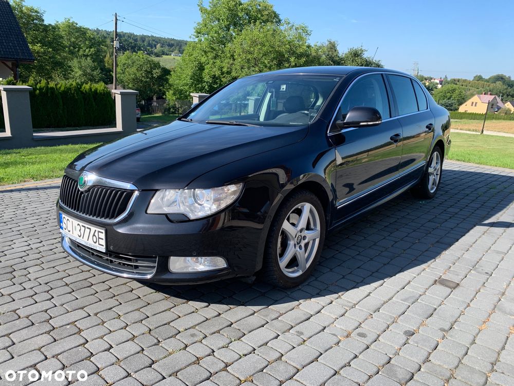 Skoda Superb 2.0 TDI Elegance DSG - 2