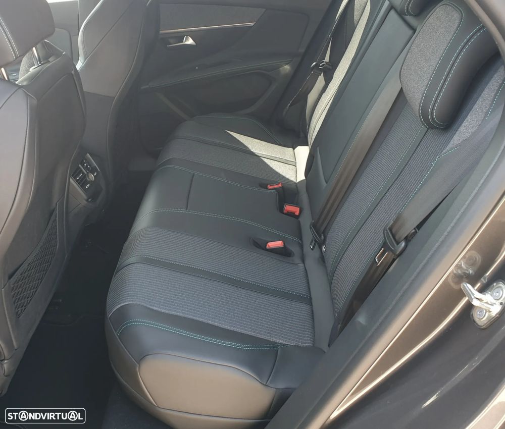 Peugeot 3008 1.6 Hybrid Allure Pack e-EAT8 - 7