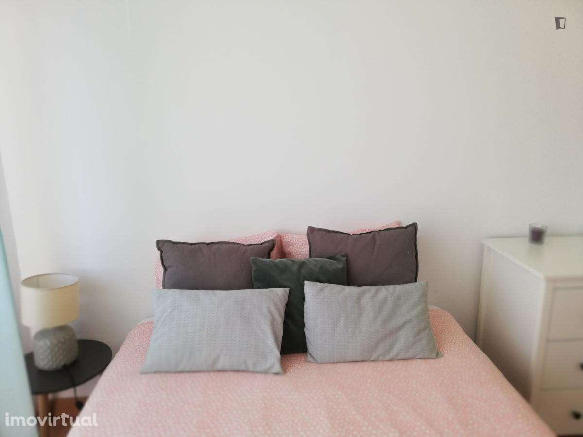 Apartamento com 1 quartos - localizado em Benfica Lisbon - Grande imagem: 3/22