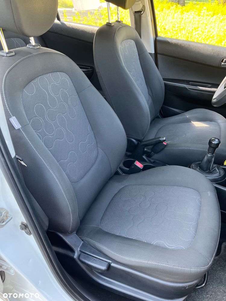 Hyundai i20 1.2 Classic + - 8