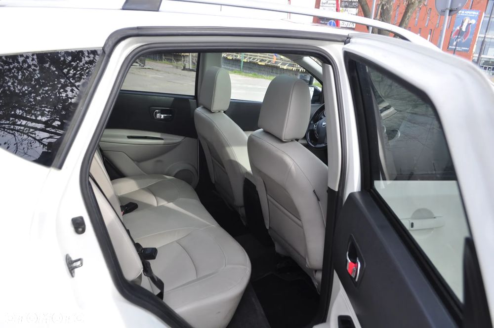 Nissan Qashqai 2.0 CVT tekna - 12