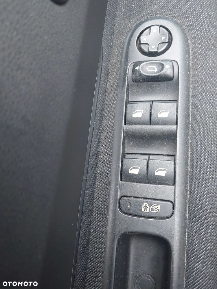 Peugeot 3008 HDi FAP 150 Platinum - 7