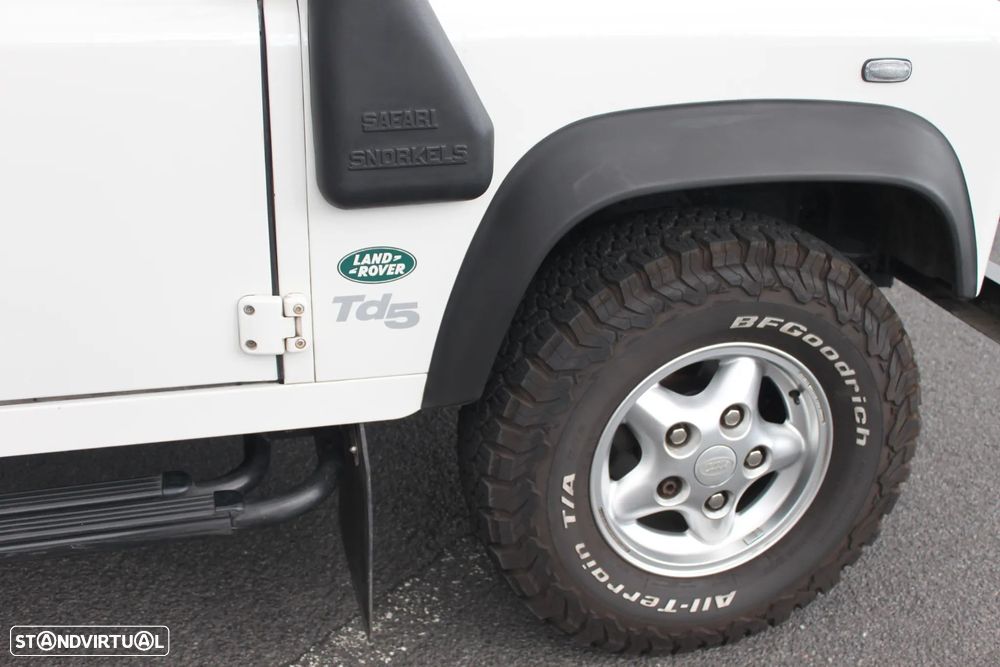 Land Rover Defender 110 2.5 TD5 Metal Top - 15