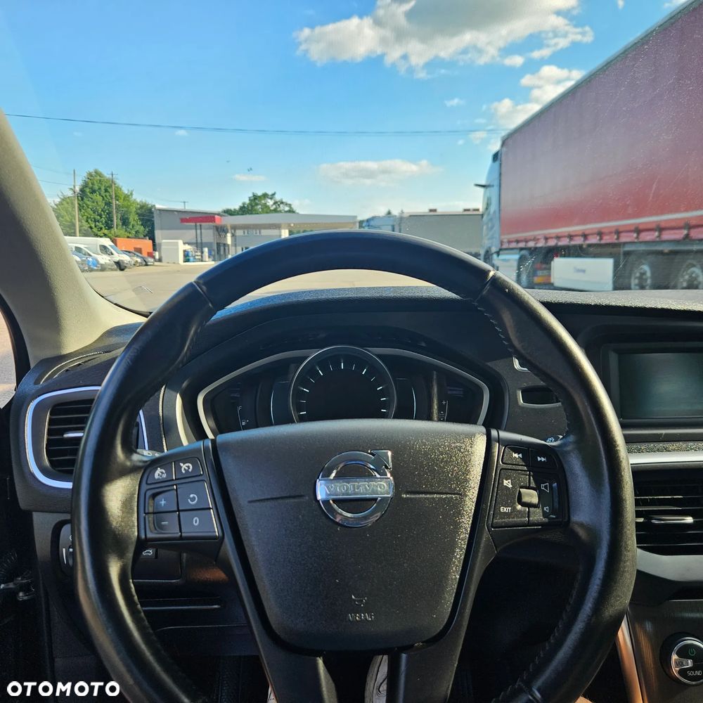 Volvo V40 T2 - 20