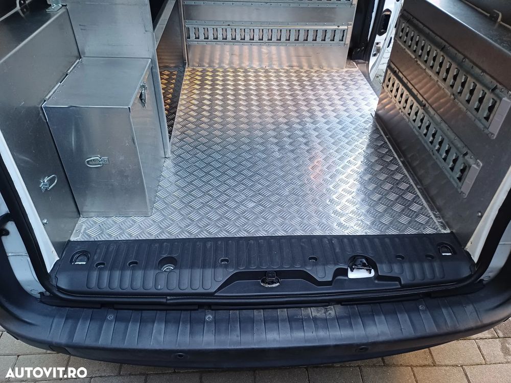 Renault Kangoo - 17