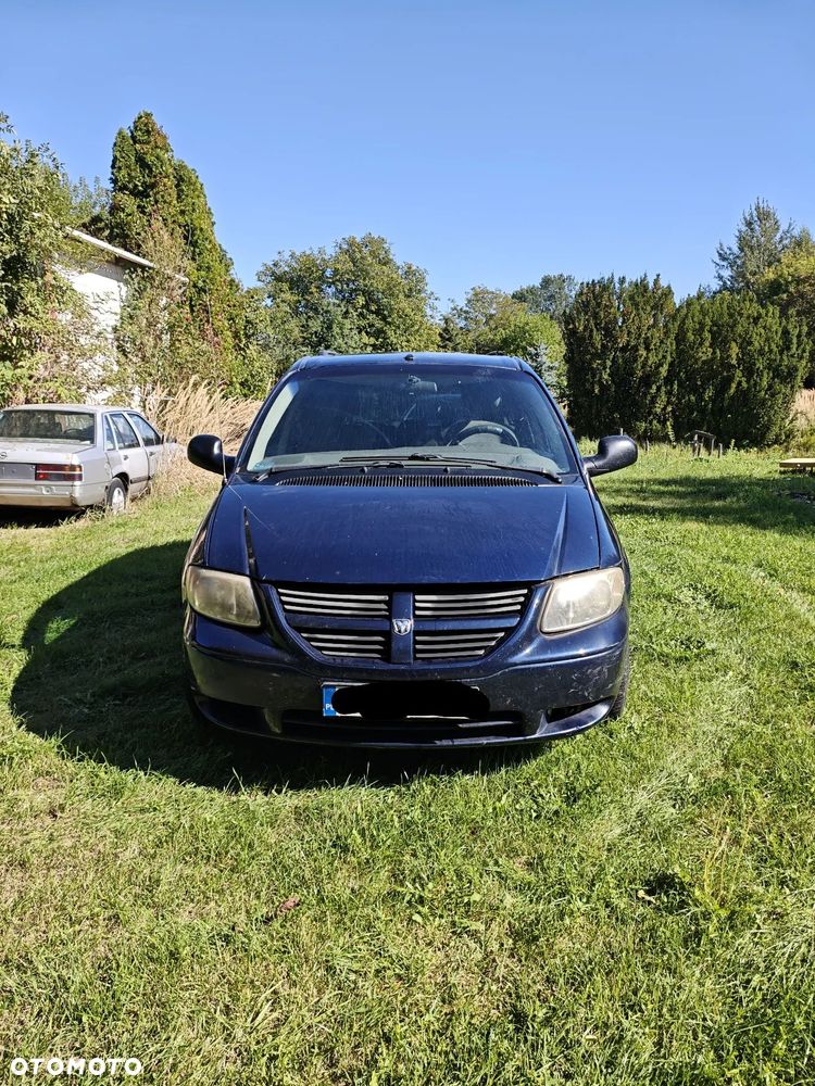 Dodge Grand Caravan - 5