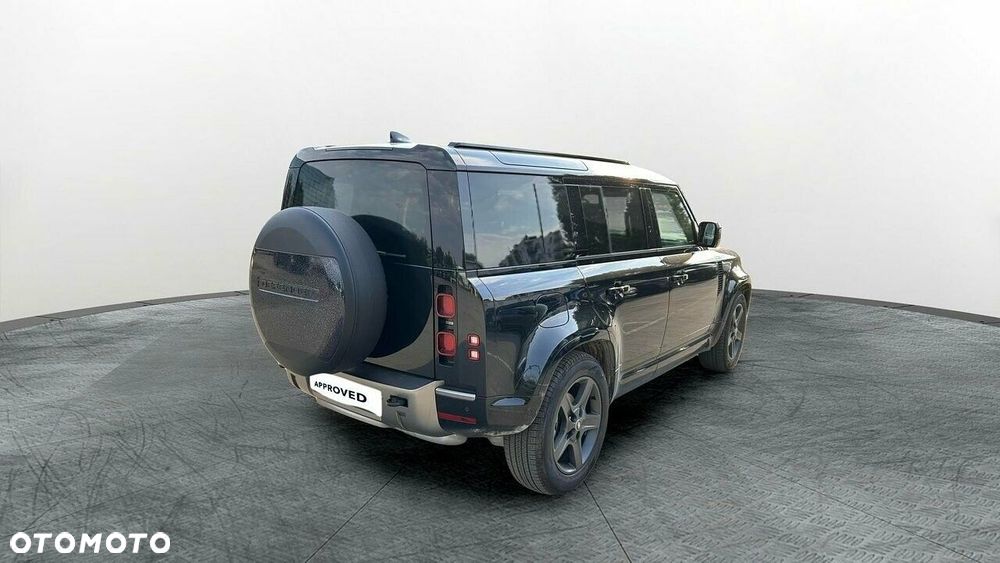 Land Rover Defender - 4
