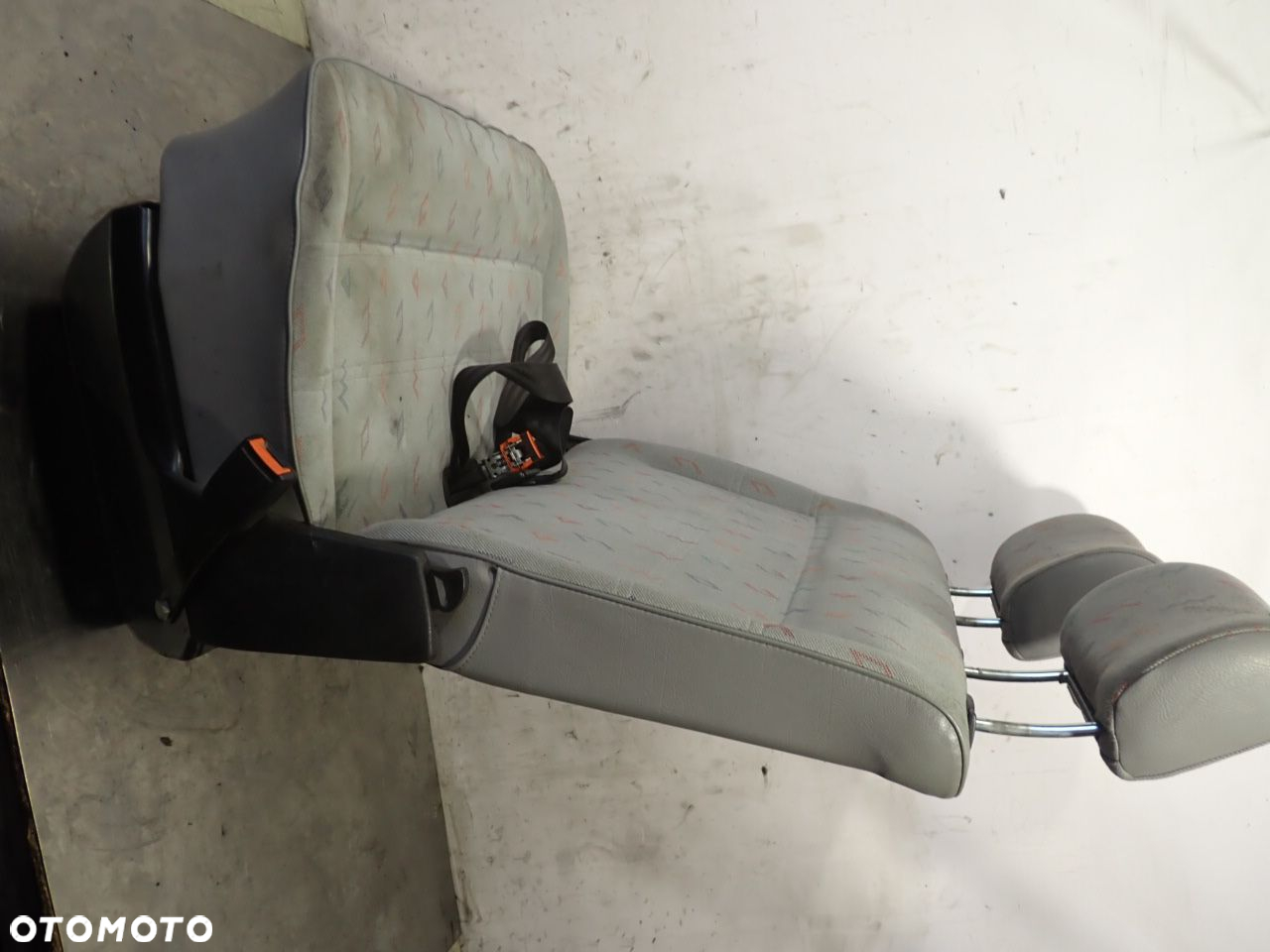 FOTEL PASAŻERA BLIŹNIAK VOLKSWAGEN T4 TRANSPORTER 1.9 - 15